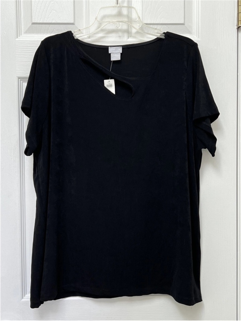 NWT! Chico's Soze L/2 Black Short Sleeve Scoop Neck Top